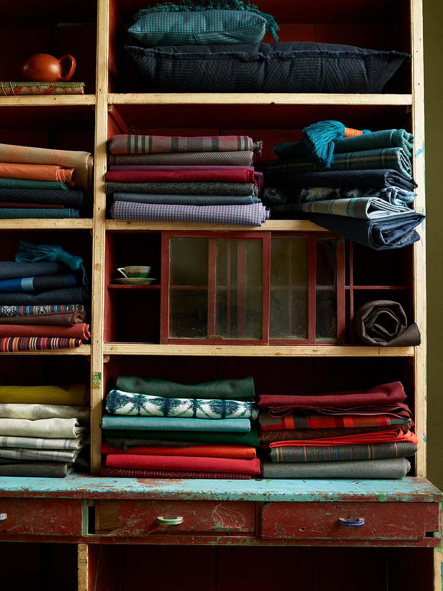 MEX_FABRIC_INDOOR_04_036_R_flt