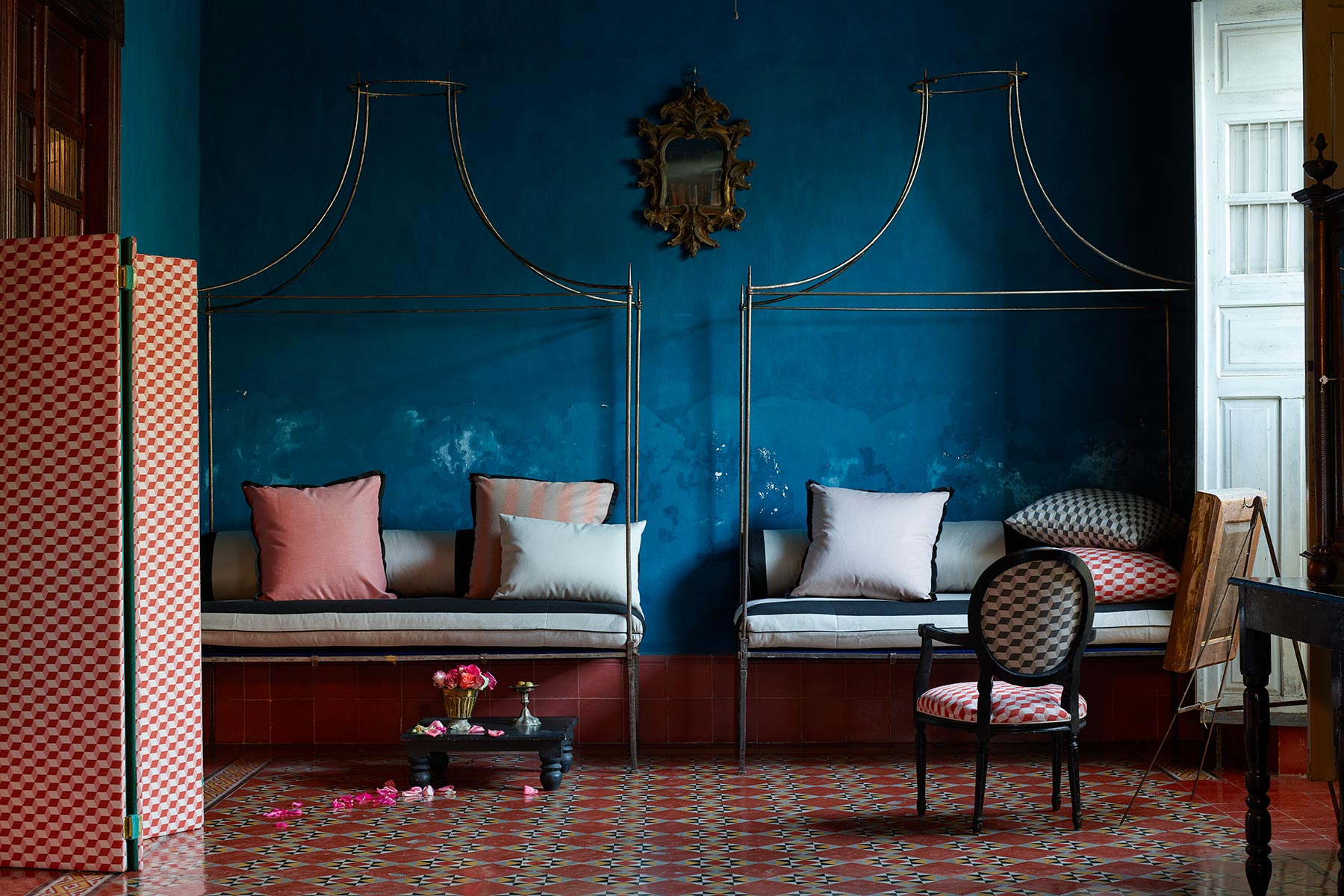 MEX_JB_DAYBED_02_V1_035_Hero_F6