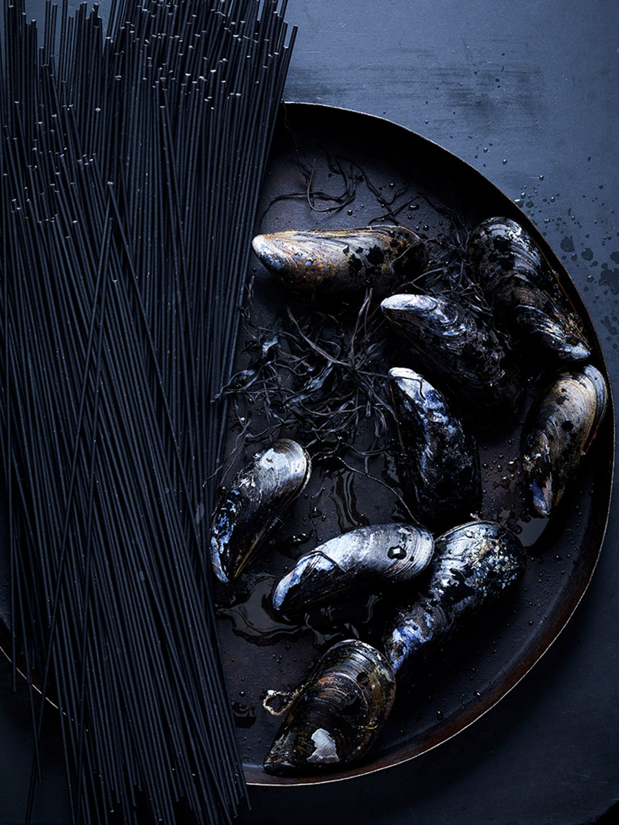 Squid_Ink_mussels_dana_gallagher0004-2